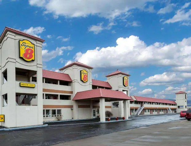 Super 8 by Wyndham Fernley hotel detail image 1