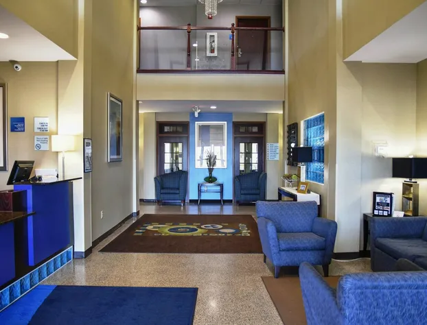 Holiday Inn Express Hotel and Suites St. Charles by IHG hotel detail image 4