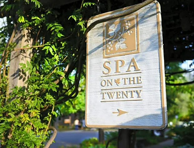 Inn On The Twenty hotel detail image 1