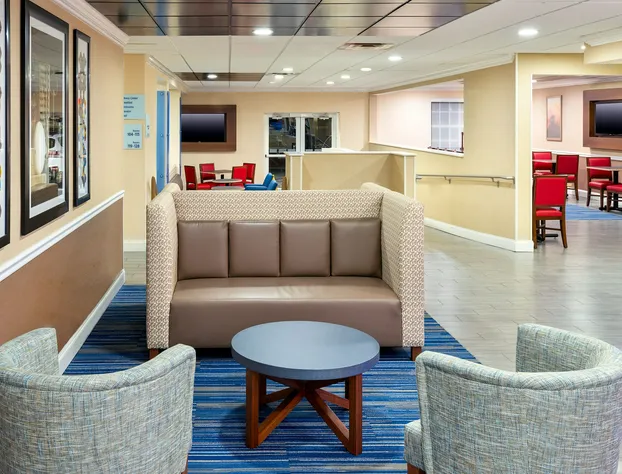 Holiday Inn Express & Suites Naples North - Bonita Springs by IHG hotel detail image 2