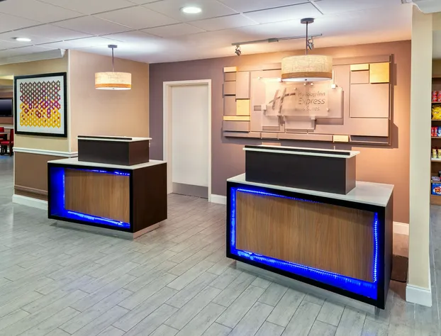 Holiday Inn Express & Suites Naples North - Bonita Springs by IHG hotel detail image 3