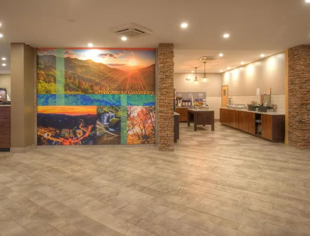 Clarion Pointe Downtown Gatlinburg hotel detail image 3