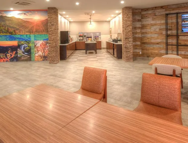 Clarion Pointe Downtown Gatlinburg hotel detail image 4