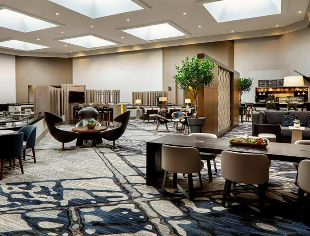 Marriott Cincinnati North hotel detail image 3