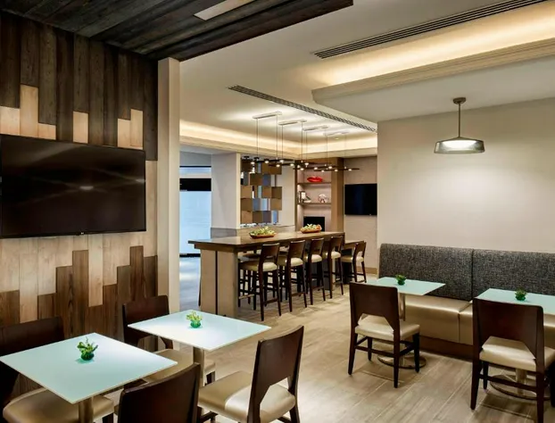 Marriott Cincinnati North hotel detail image 4