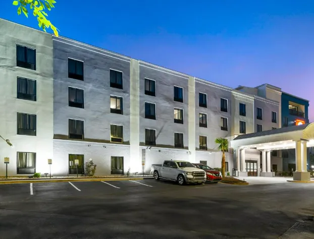 Comfort Suites Atlanta Airport hotel detail image 2