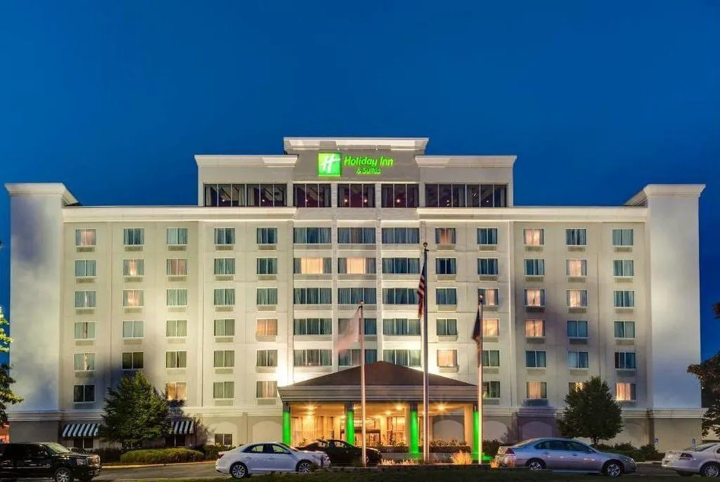 Holiday Inn & Suites Overland Park West by IHG hotel hero