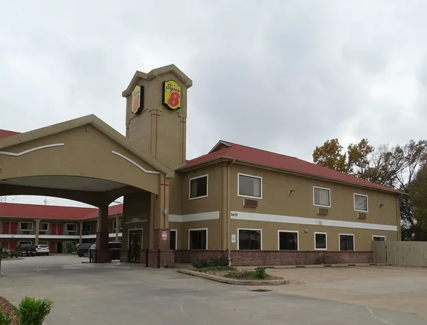 Super 8 by Wyndham Houston/Brookhollow NW hotel detail image 2