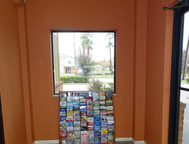 Super 8 by Wyndham Houston/Brookhollow NW hotel detail image 4