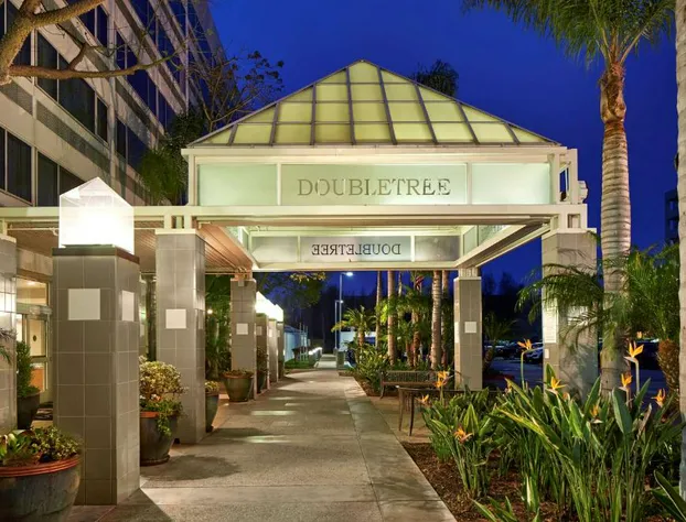 DoubleTree by Hilton LAX - El Segundo hotel detail image 1