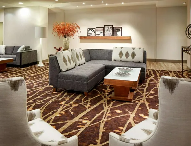 DoubleTree by Hilton LAX - El Segundo hotel detail image 3