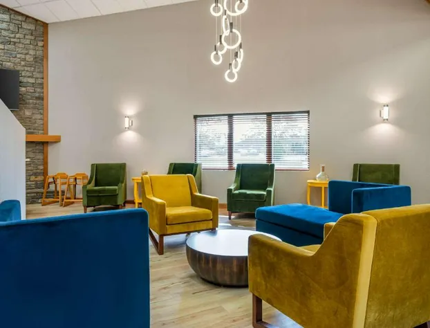 Clarion Pointe Louisville East hotel detail image 3