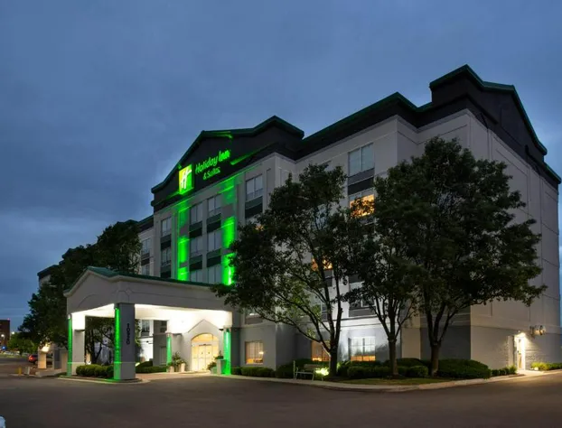 Holiday Inn Hotel & Suites Overland Park - Convention Center by IHG hotel detail image 1