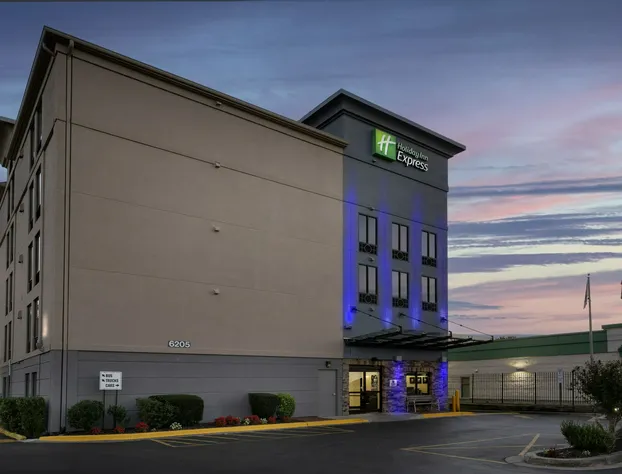 Holiday Inn Express Washington DC - BW Parkway by IHG hotel detail image 1