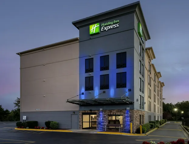 Holiday Inn Express Washington DC - BW Parkway by IHG hotel detail image 4