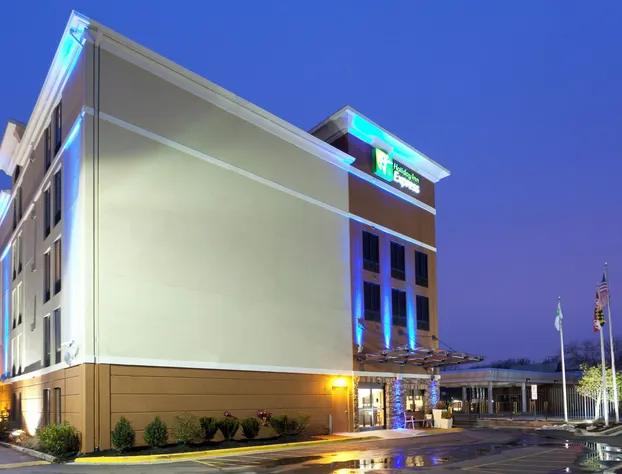 Holiday Inn Express Washington DC - BW Parkway by IHG hotel detail image 3