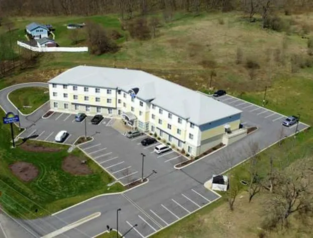 Sleep Inn & Suites Altoona North hotel detail image 2