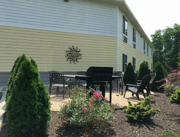 Sleep Inn & Suites Altoona North hotel detail image 4