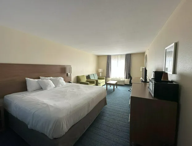 Sleep Inn & Suites Altoona North hotel detail image 2