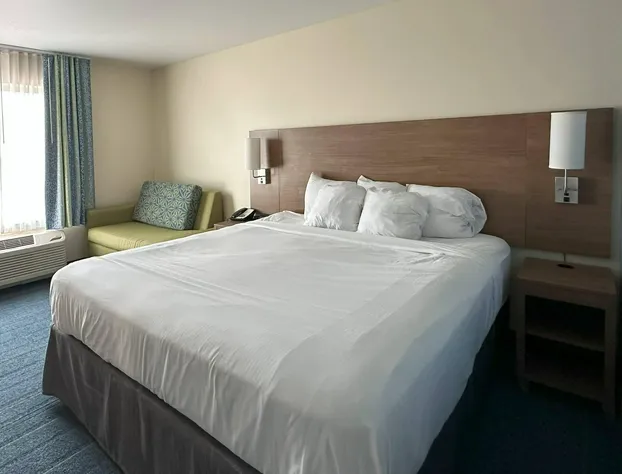 Sleep Inn & Suites Altoona North hotel detail image 4