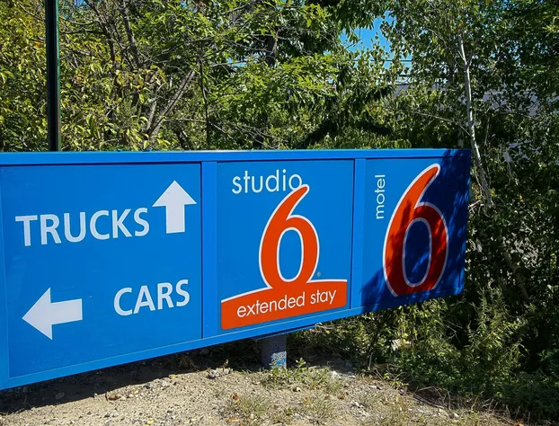 Motel 6 East Brunswick, NJ hotel detail image 3