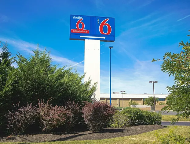 Motel 6 East Brunswick, NJ hotel detail image 4