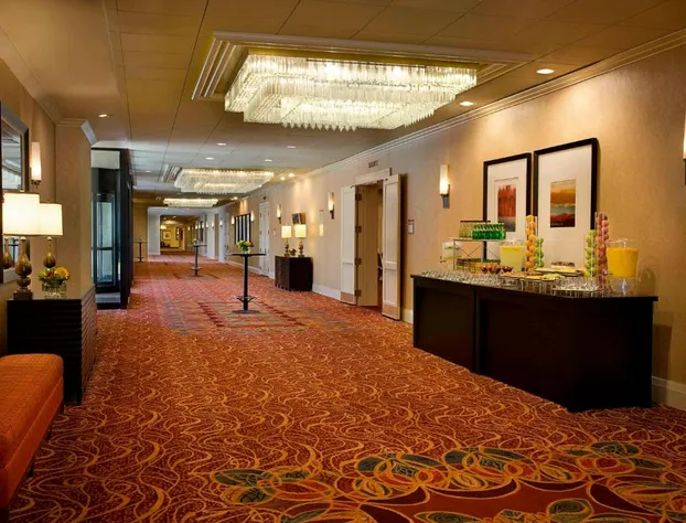 Toronto Airport Marriott Hotel hotel detail image 2