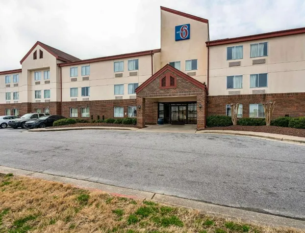 Motel 6 Rocky Mount, NC hotel detail image 3