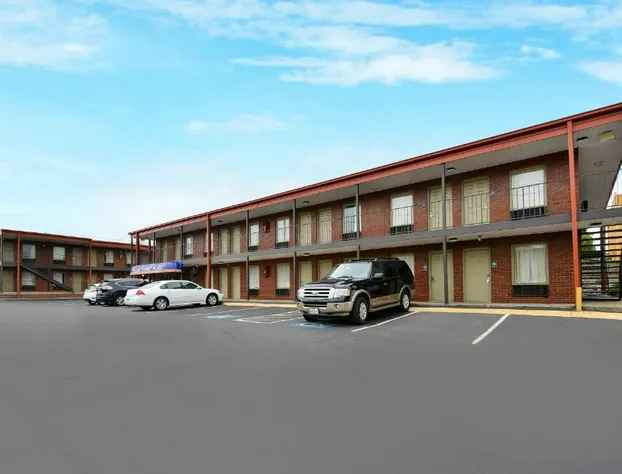 Americas Best Value Inn Nashville Downtown hotel detail image 2