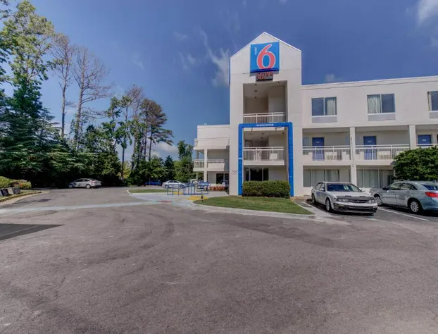 Motel 6 Virginia Beach, VA hotel detail image 1