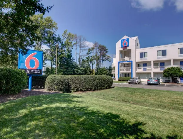 Motel 6 Virginia Beach, VA hotel detail image 2