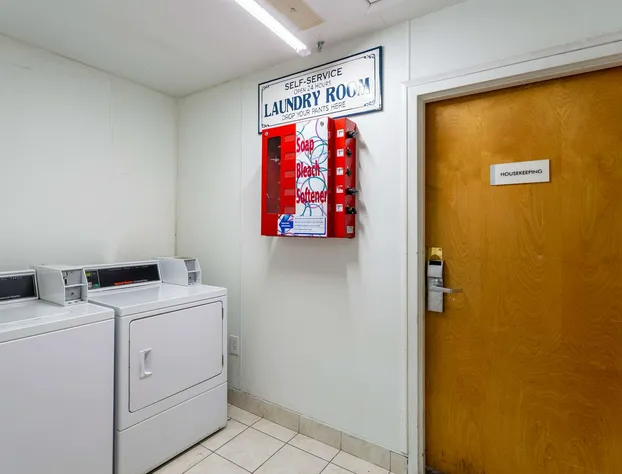 Econo Lodge Gallup West hotel detail image 4