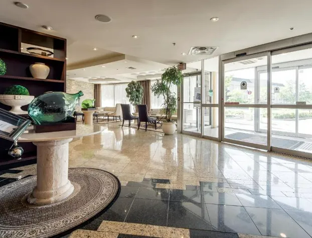 Monte Carlo Inn Airport Suites hotel detail image 4