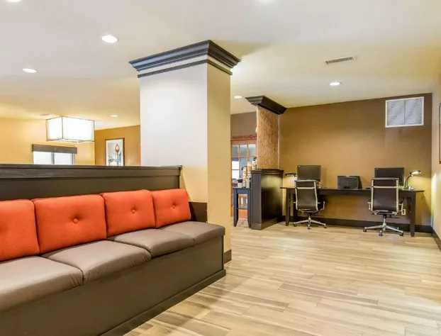 Comfort Suites Fairview Heights - St. Louis hotel detail image 3