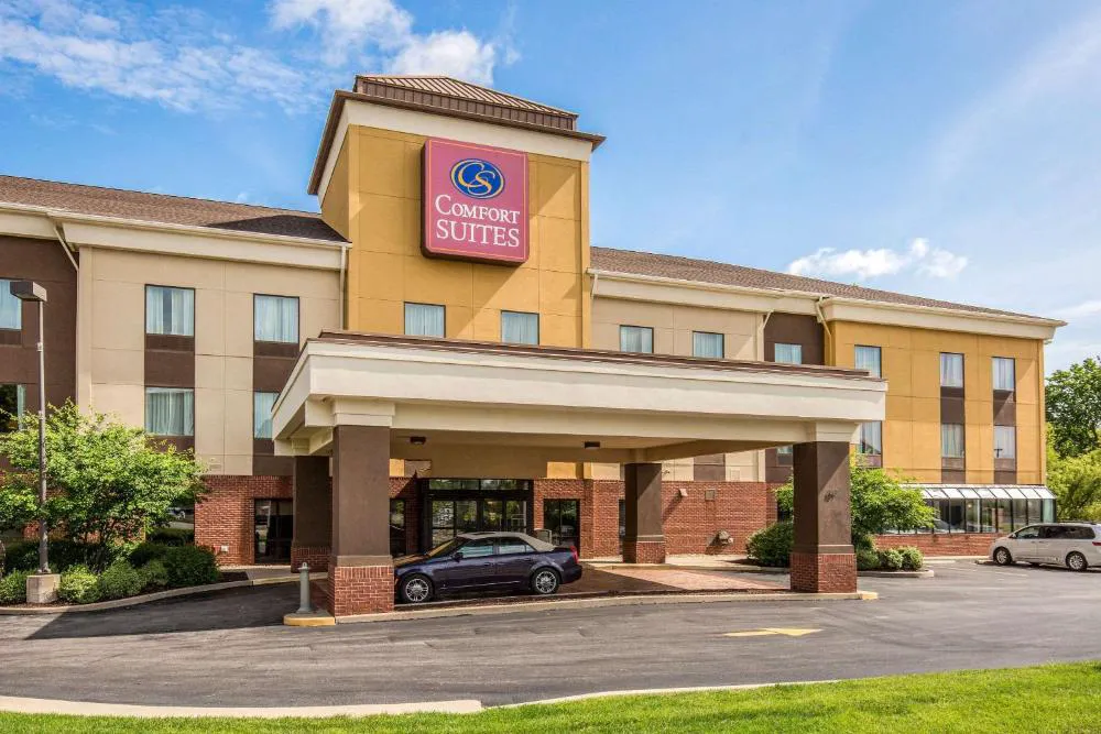 Comfort Suites Fairview Heights - St. Louis hotel hero