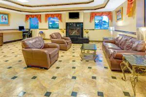 Days Inn & Suites by Wyndham Jeffersonville IN hotel detail image 1