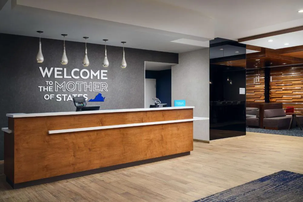 Hampton Inn & Suites Richmond - Downtown hotel hero
