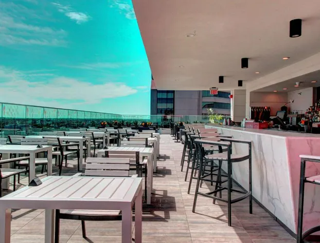 Hampton Inn & Suites Richmond - Downtown hotel detail image 2