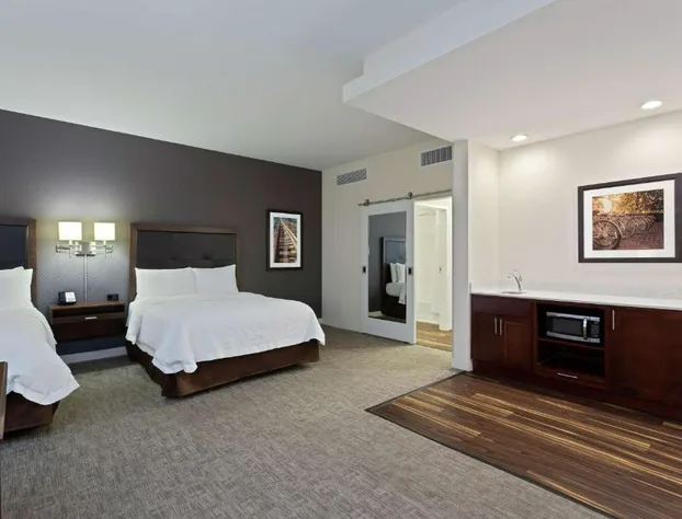 Hampton Inn & Suites Richmond - Downtown hotel detail image 4