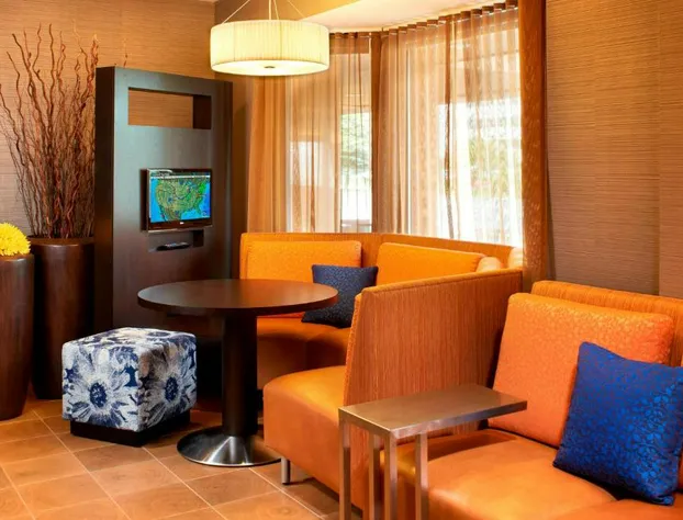 Courtyard by Marriott Cleveland Airport North hotel detail image 3