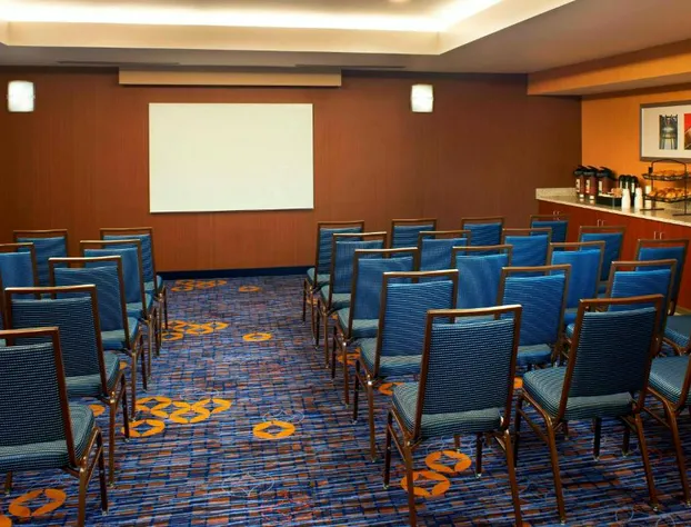 Courtyard by Marriott Cleveland Airport North hotel detail image 4