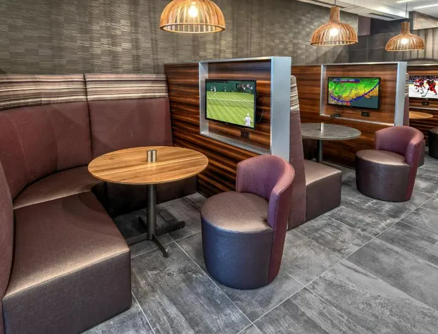 Courtyard by Marriott Dulles Airport Herndon hotel detail image 3