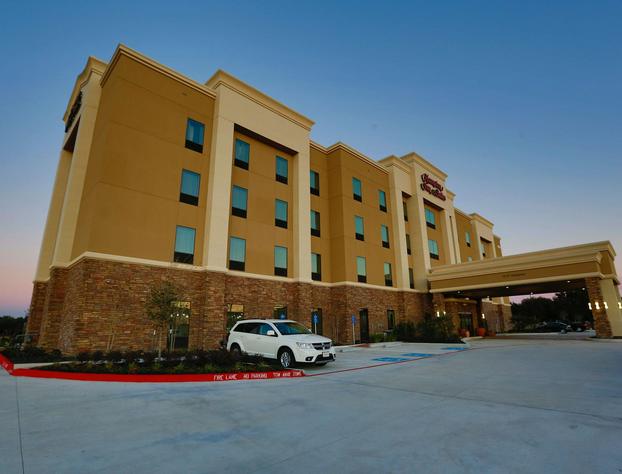 Hampton Inn & Suites Missouri City, TX hotel detail image 2