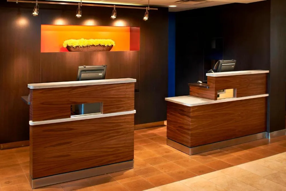 Courtyard by Marriott Cincinnati-Covington hotel hero
