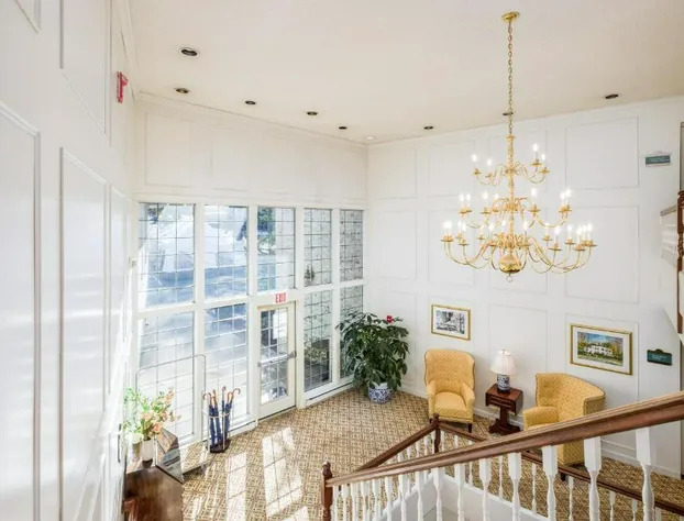 The Farmington Inn & Suites hotel detail image 4