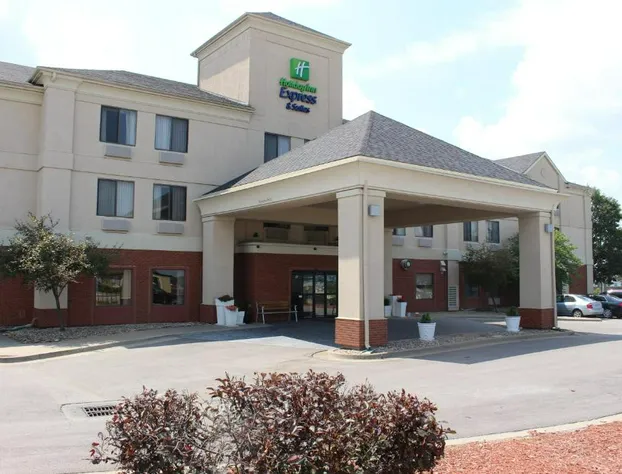Holiday Inn Express Kansas City-Liberty by IHG hotel detail image 1