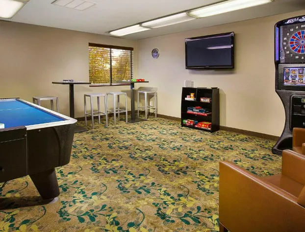 Residence Inn by Marriott Lake Oswego hotel detail image 4