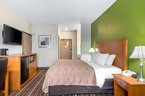 Quality Inn Kearney - Liberty hotel detail image 3