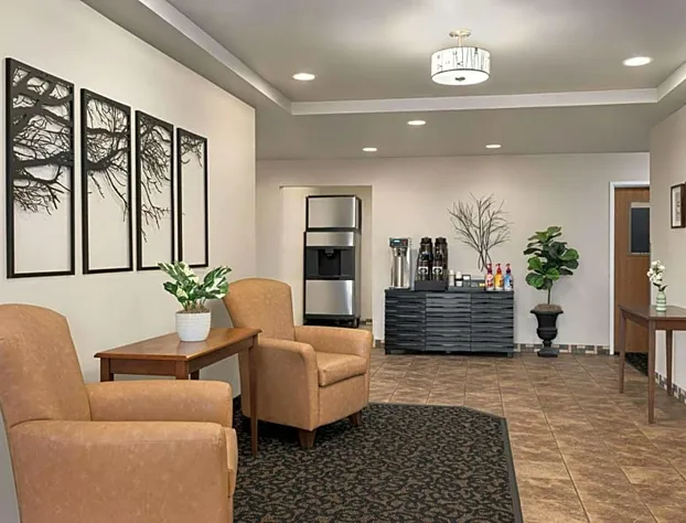 Baymont by Wyndham Buffalo hotel detail image 2