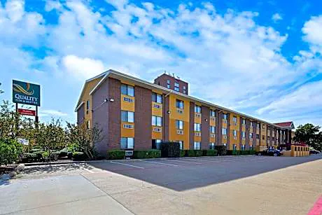 Quality Inn DFW Airport North hotel hero